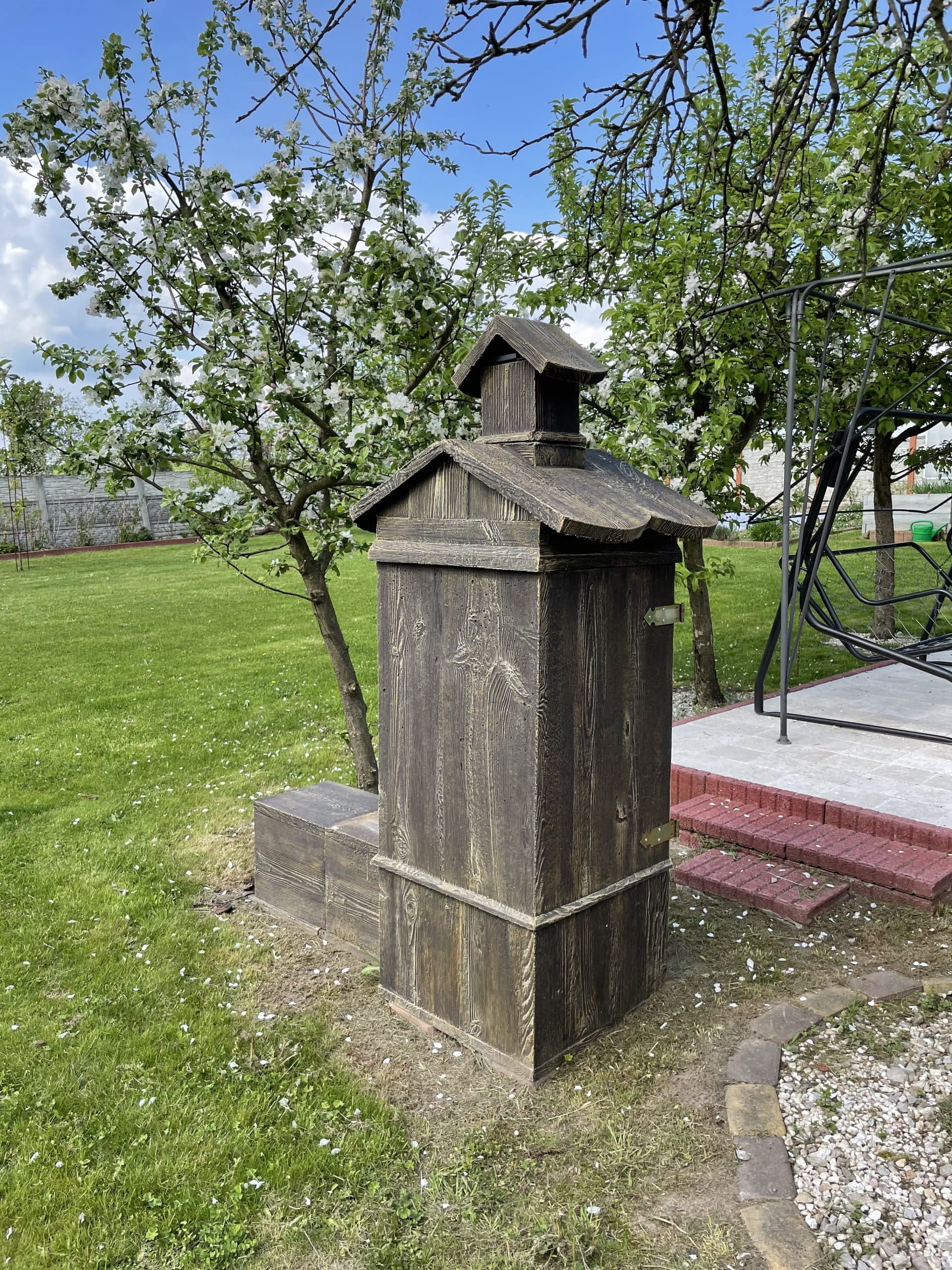 Lauko betoninė rūkykla Hektor 10