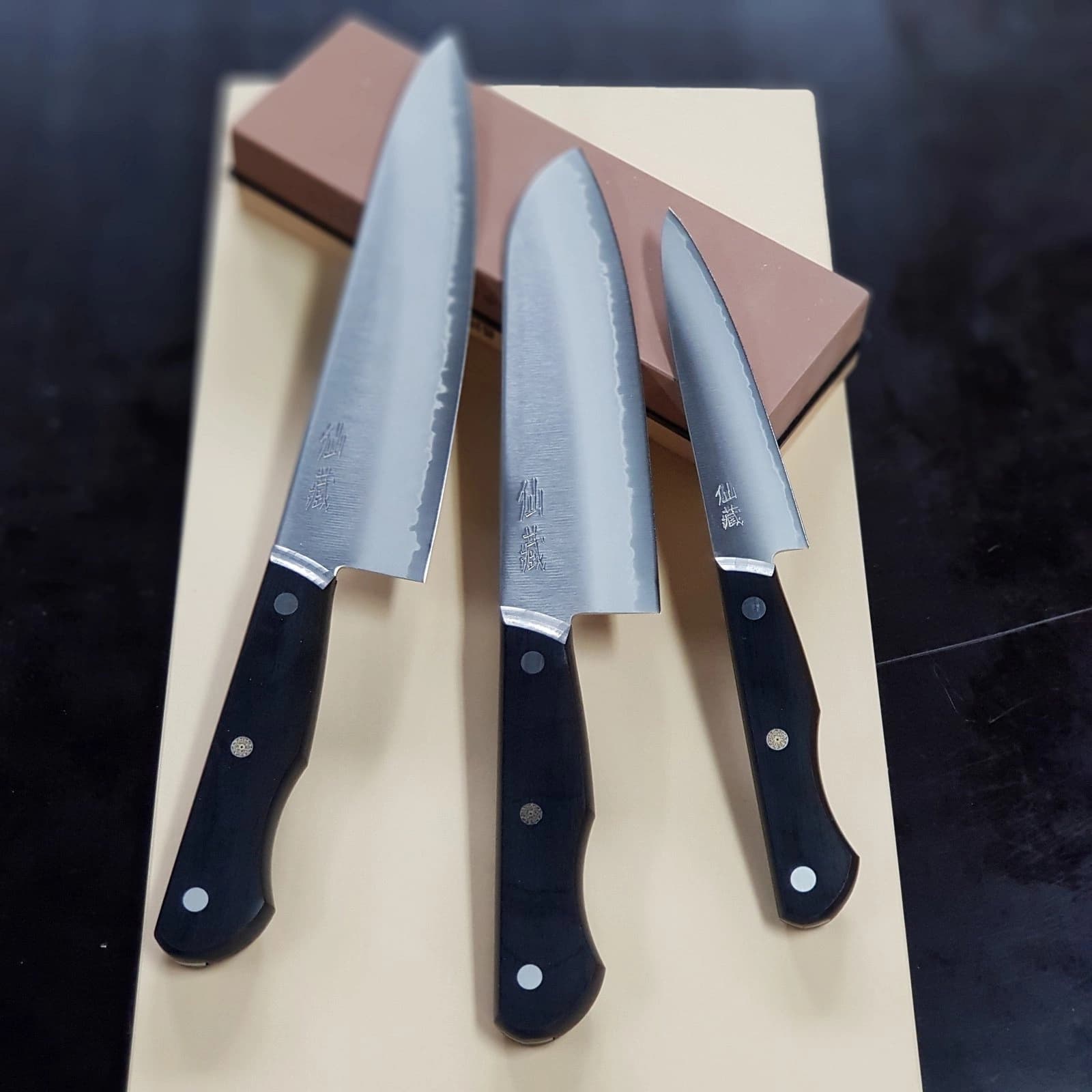 Suncraft SENZO ENTREE Chef virtuvinis peilis 200mm EN-03 6
